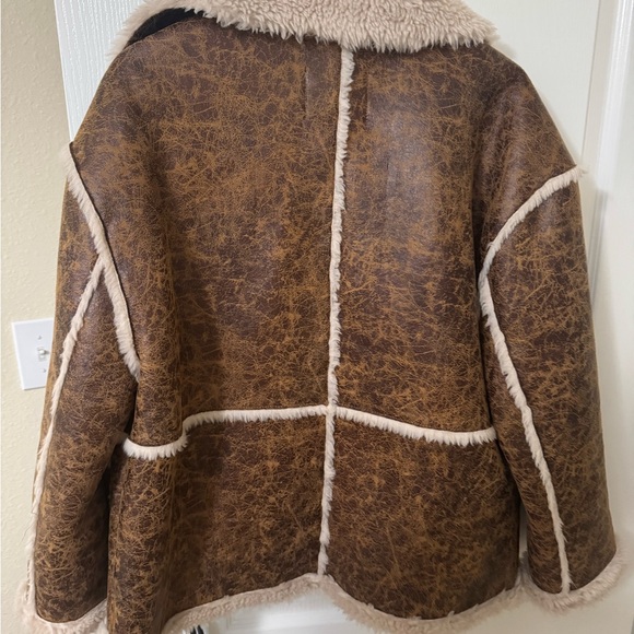 Urban Outfitters Brown Bomber - Picture 2 of 3